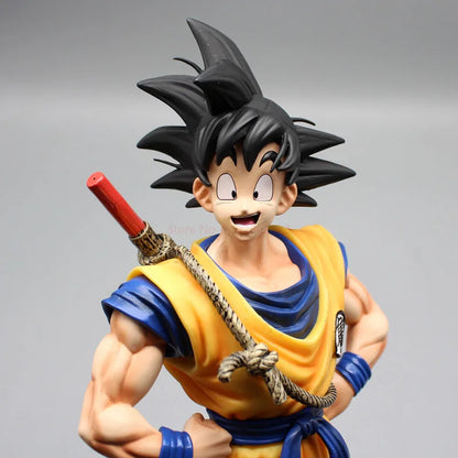 Figurine Goku avec Nyoi-bō – 28 cm