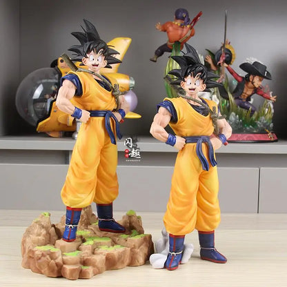 Figurine Goku avec Nyoi-bō – 28 cm